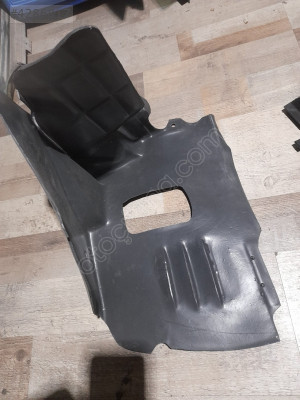 Mercedes C Serisi W202 Sol Ön Çamurluk Davlumbazı Ön Kısım Sıfır