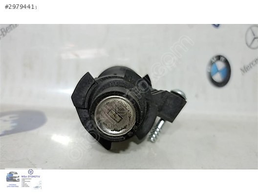 MERCEDES C SERİSİ W204 BAGAJ KİLİT KAPAĞI ŞİFRELİ A2047500061