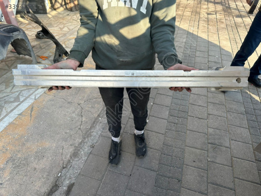 MERCEDES C SERİSİ W206 KASA ÇIKMA ARKA TAMPON DEMİRİ ORJİNAL