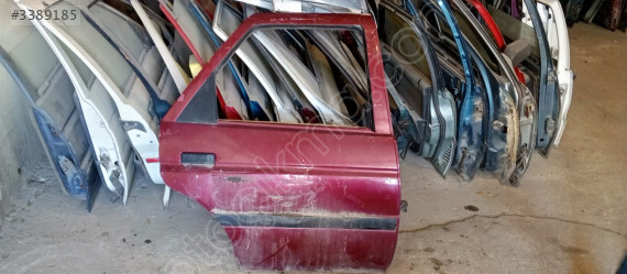 ford escort sağ arka kapı bordo