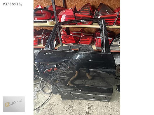 PORSCHE TAYCAN SAG ARKA KAPI