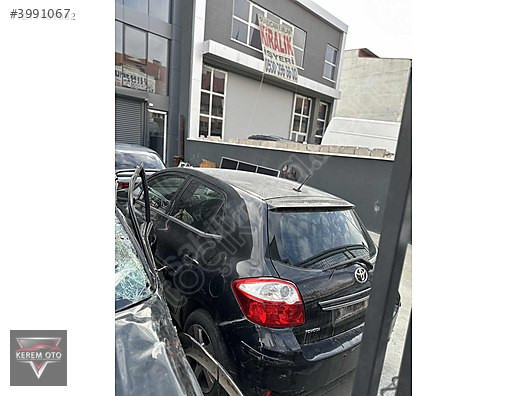 TOYOTA AURİS TAVAN