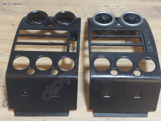 FORD FUSION ORTA KONSOL TEYP ÇERCEVE