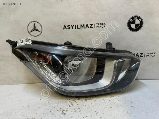 HYUNDAİ İ20 SAĞ FAR ORJİNAL (HATASIZ)