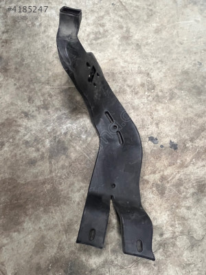 VW Scirocco arka ayak havalandırma SAG BORUSU 1K0819806D