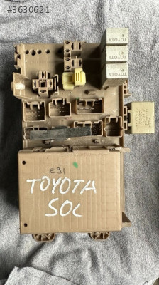 TOYOTA COROLLA SOLE 8264102040  SİGORTA KUTUSU