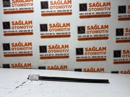 ÇIKMA RENAULT MEGANE-1 SAĞ ÖN CAM SIYIRICI FİTİLİ