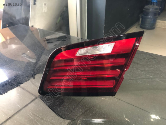 BMW 5 SERİ F10 LCİ SAĞ İÇ STOP 63217306164