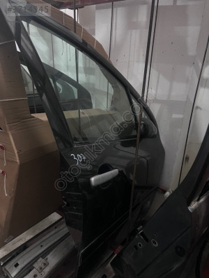 PEUGEOT 307 SAĞ ÖN KAPI ÇIKMA ORJİNAL
