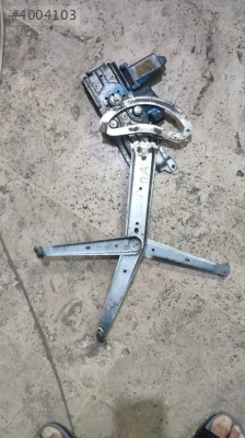 Opel Corsa b çıkma sağ cam krikosu orjinal gm tertemiz 3 kapı