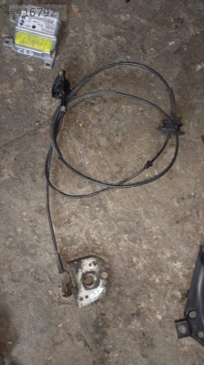 Renault Clio 2 kaput açma teli