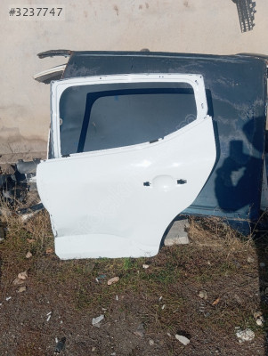 2019 2024 Renault talyant sol arka kapı