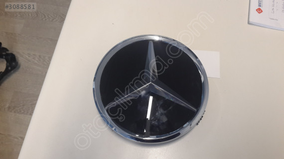 Mercedes A B ML 176 166 246 AMBLEM CAMLI A1648880411