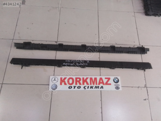 VOLVO XC90 MARŞBİYEL BAKALİTİ SAĞ