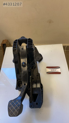 5Q1721058BH Golf 8 manuel fren pedalı