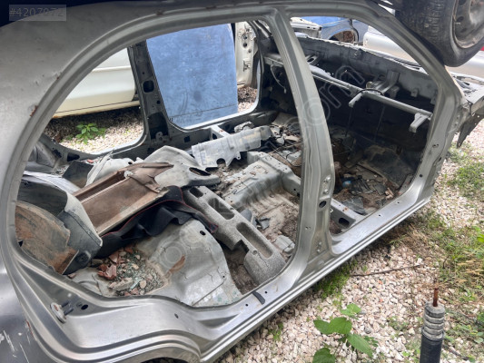 HYUNDAİ ACCENT YUMURTA KASA KESME MARŞBİYEL SACI SAĞ SOL ORJİNAL