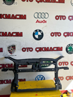 VW Golf 5 Modeli için Kaliteli Ön Panel Çıkma Parçaları