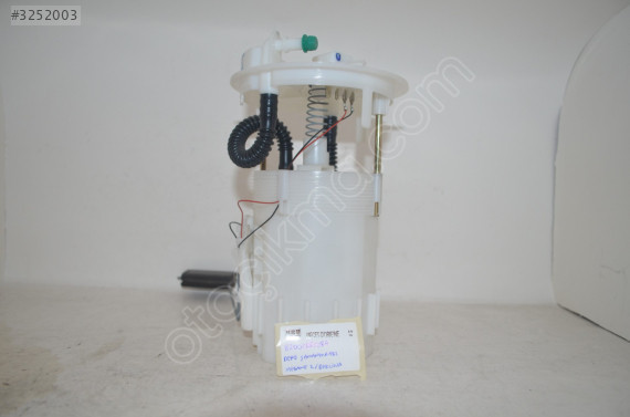 8200288808A DEPO SAMANDIRASI YAKIT RENAULT MEGANE 2 BERLINA 3P