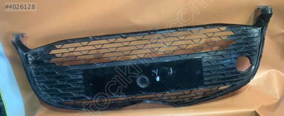Toyota yaris ön panjur