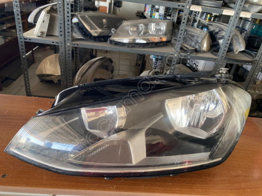 Golf 7 sağ ön far Orjinal hatasız çıkma temiz