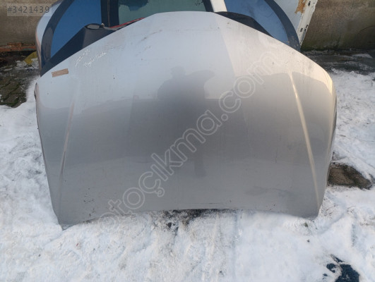 Toyota Corolla ön motor kaputu