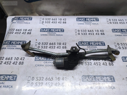 ÇIKMA AUDİ A4 B7 ÖN SİLECEK MOTORU