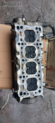 Mazda 323 silindir kapağı