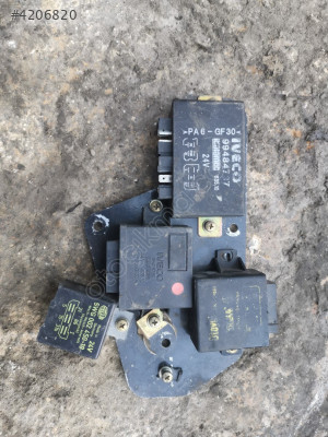 98418780 Iveco Kilometre Sayacı Adaptörü Relay Unit