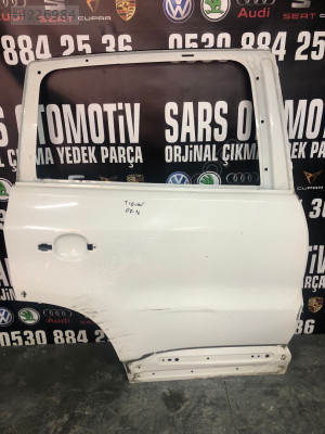 VOLKSWAGEN TİGUAN SAĞ ARKA KAPI 2008-2016 ORJİNAL ÇIKMA