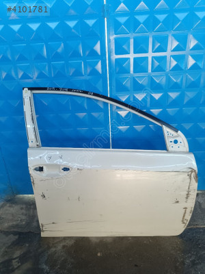 TOYOTA COROLLA SAĞ ÖN KAPI 2014/2018