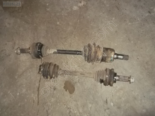 MAZDA 626 ÇIKMA SAĞ VE SOL AKS ( 2000 MOTOR BALON KASA )