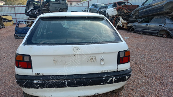 opel astra f bagaj kapağı dolu