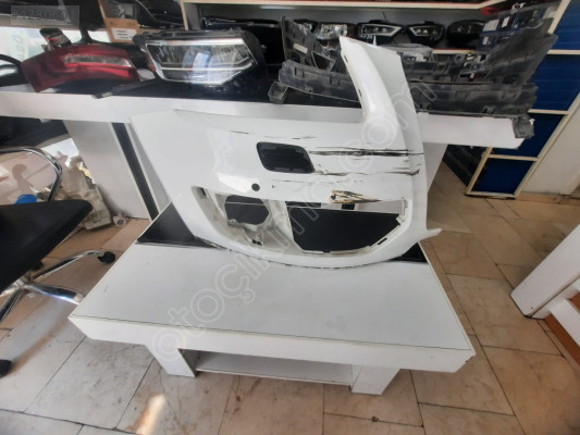 AUDİ Q5 SAĞ ÖN TAMPON