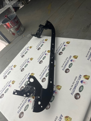 Maserati ön Quattroporte ön panel