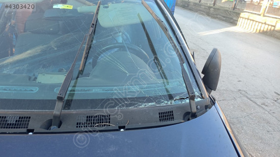 mitsubishi carisma silecek kolları takım