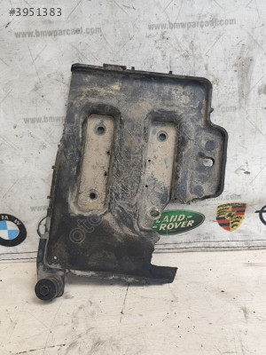 Kia Rio Hatchback 2005 - 2011 Akü Alt Plastiği