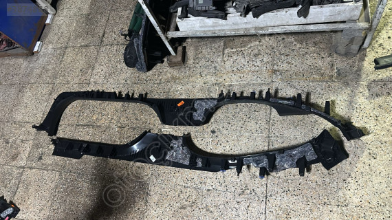 2016-2024 RENAULT MEGANE 4 İÇ MARŞBİYEL PLASTİĞİ ORJ ÇIKMA