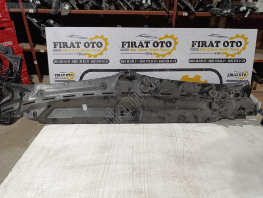 51767461970 BMW G20 ÖN ÜST BAKALİTİ