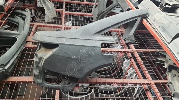 AUDİ A6 21/24  SAĞ ARKA  CAMURLUK  SEFALILAR OTO  CIKMA
