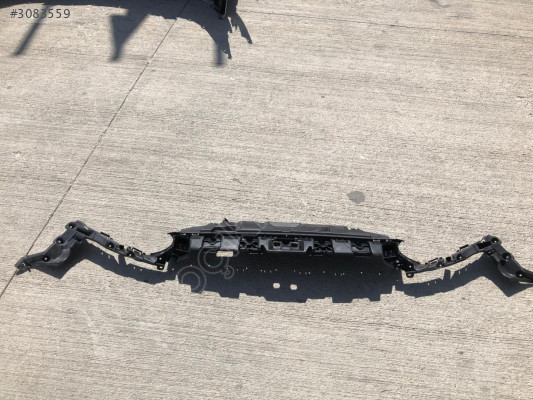FORD FOCUS 2015-2018 ÖN TAMPON TUTUCU BRAKET F1EB-17E778-A