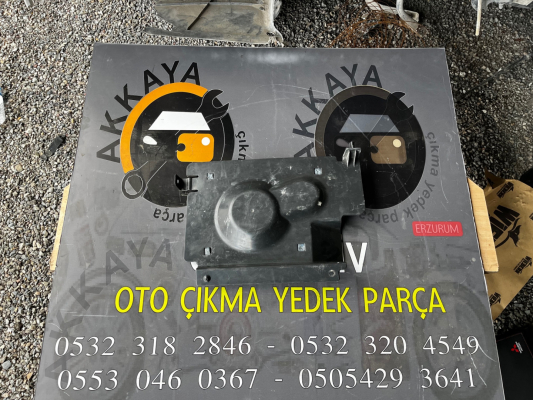 Mitsubishi L200 Kalorifer Alt Kapağı Orjinal Çıkma