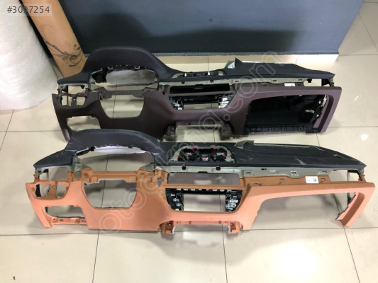 BMW 5 SERİ G30 PATLAK GÖĞÜS TORPİDO