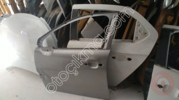 Citroen C3 Sol Ön Kapı