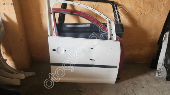 Volkswagen Caddy sağ ön kapı